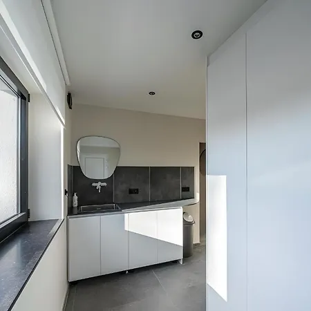 Au Bout Du Bois 雅尔莱